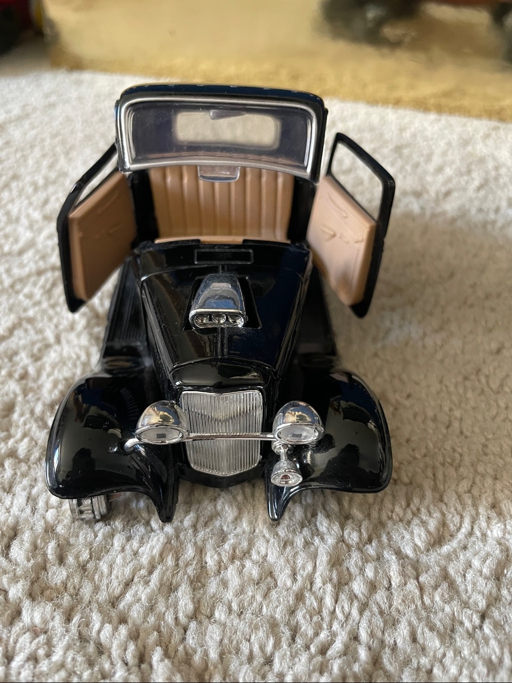 Classic Black Vintage Die-Cast Toy Car and Tow Truck Set